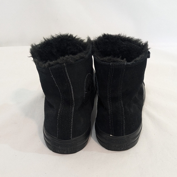 Converse Chuck Taylor Hi Black Fur Lined Suede High Top Sneakers Size 9.5 Womens - Picture 6 of 9